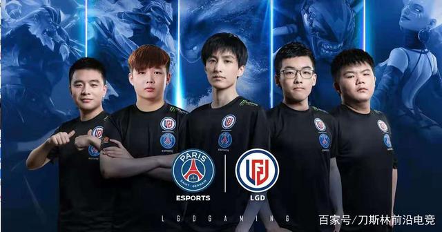 在与阿森纳 在与阿森纳