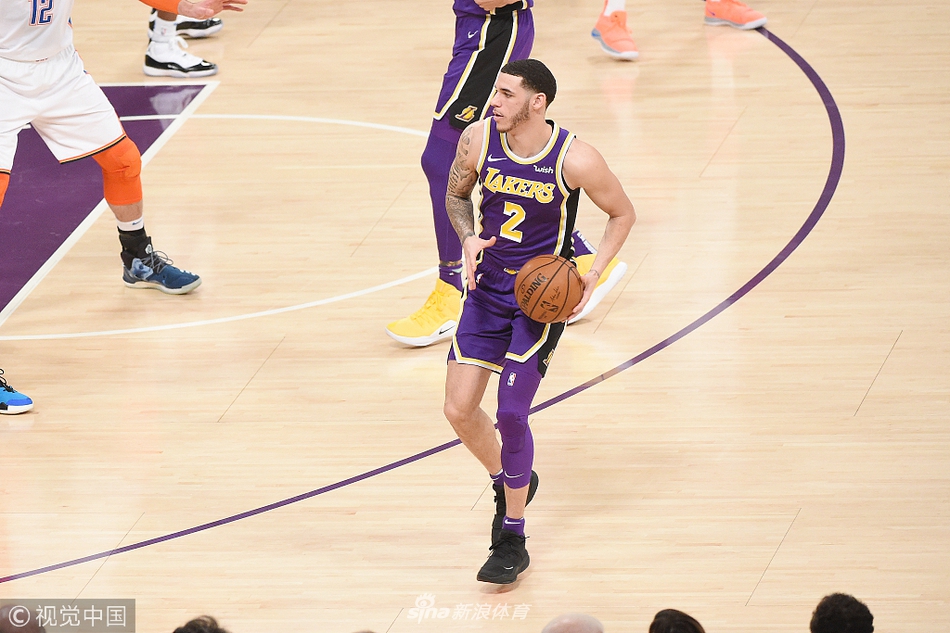 袁也淳和丁 袁也淳和丁